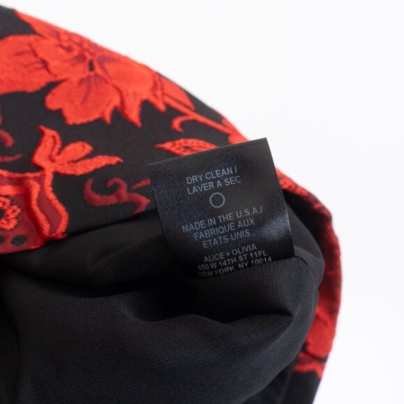 Alice + Olivia Red Floral Jacquard Paisley Shorts Size 2 Made in USA - Picture 4 of 11